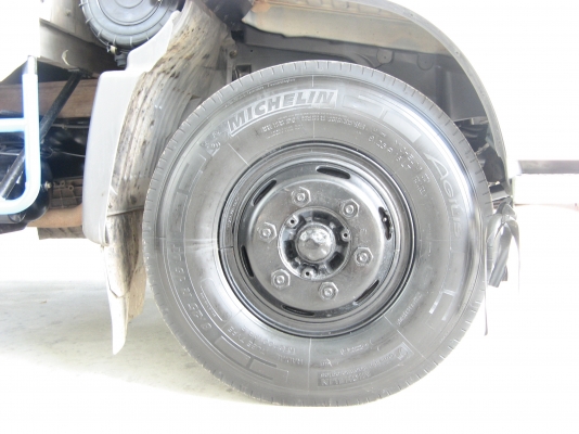 ขาย  6 ล้อ ฮ๊โน่  เมก้า 175 แรง ยาว6.50  ปี 2008 สภาพสวยเดิมเครื่องดี พร้อมใช้งาน ชมก่อนได้ครับ สนใจติดต่อ 081-9425443