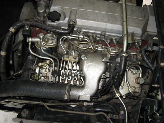 ขาย  6 ล้อ ฮ๊โน่  เมก้า 175 แรง ยาว6.50  ปี 2008 สภาพสวยเดิมเครื่องดี พร้อมใช้งาน ชมก่อนได้ครับ สนใจติดต่อ 081-9425443