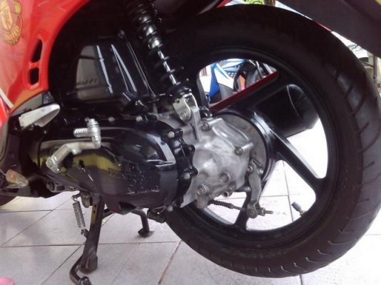 ขาย Scoopy-i ลิมิเต็ด ลายแมนยู (ล้อแม็กซ์) สวยๆ ครับ