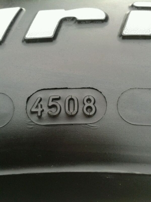 พี่ชายฝากขายยาง MUD BF KM2 315/75R16 พร้อมล้อลาย Bradley พี่ชายฝากขายยาง MUD BF KM2 315/75R16 พร้อมล้อลาย Bradley