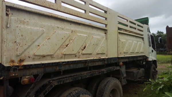 แม่-ลูก ดั้ม ISUZU 270แรง รถสวยสภาพดีพร้อมใช้..ดั้มสามมิตร.