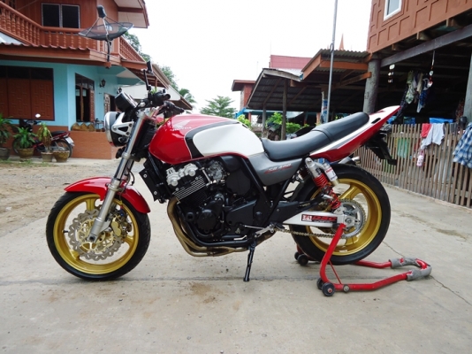 cb 400  v  tec  อินวอย +สรรพสามิต ท่อเลส สภาพดีพร้อมใช้