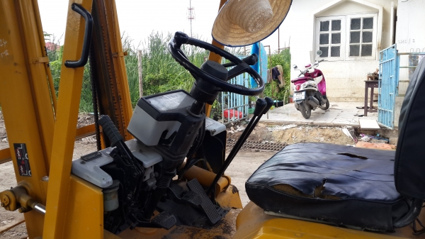 รถฟอร์คลิฟต์ 1.5ตัน TOYOTA เก่านอกไม่เคยใช้ในไทย 120000