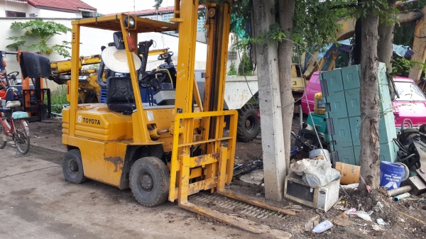 รถฟอร์คลิฟต์ 1.5ตัน TOYOTA เก่านอกไม่เคยใช้ในไทย 120000
