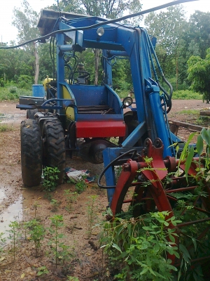 ขายรถคีบอ้อย