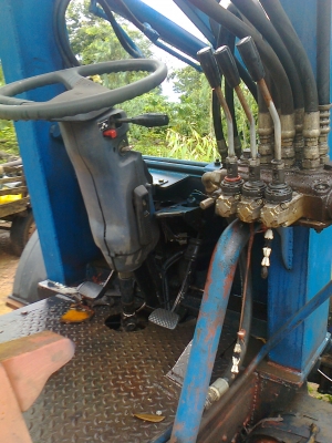 ขายรถคีบอ้อย