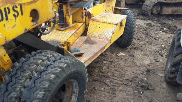 รถทุบปูนเก่านอกไม่เคยใช้ในไทยใช้งานได้ปกติ 350000