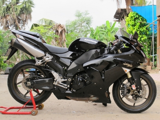 ขาย Kawasaki zx10 rปี 07 ทะเบียนแท้