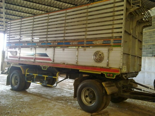 ขายลูกพ่วง