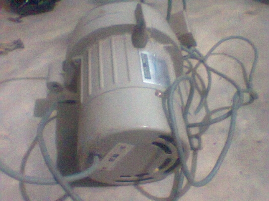 ขายมอเตอร์จักรอุตสาหกรรมสภาพ 95 \%