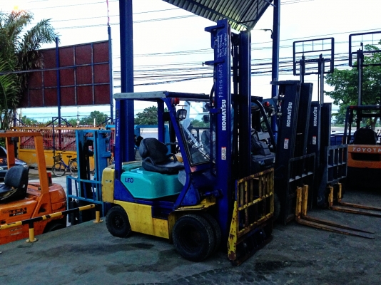 ***สดๆร้อนๆอีกหนึ่งคันMADE IN JAPAN***KOMATSU FD18T-16 เสา4.5 งาเทได้ สนใจติดต่อ:083-062-0223