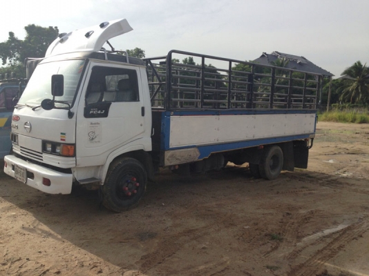 Hino FC WO4D 120 แรง 4 สูบ รถห้างเดิมๆ ปี 36 ยาว 5.50 M ยาง 825