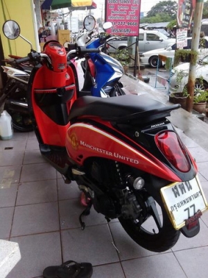 ขาย Scoopy-i ลายแมนยู (ล้อแม็กซ์) สวยๆตจวส่งได้ครับ