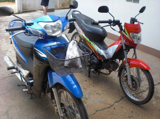 ขายไน125ปี50 เวฟ100ยูบล็อก ขายไน125ปี50 เวฟ100ยูบล็อก