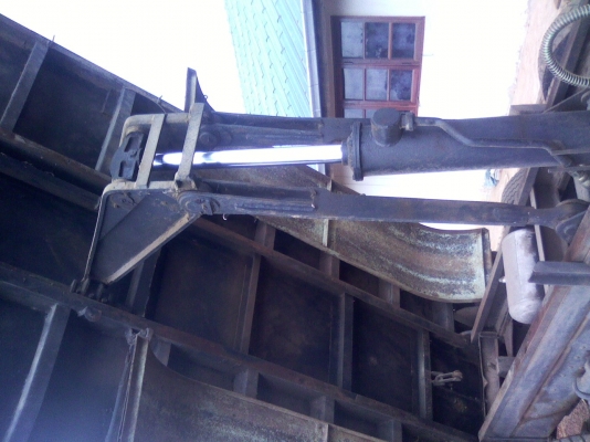 ขายกะบะดั้ม  10 ล้อ คบชุด  กระบอกดั้ม 12 ตัน  คบชุดเลยครับ