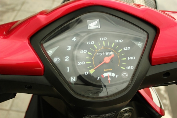 Honda wave 100i ปี2011