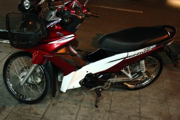Honda wave 100i ปี2011