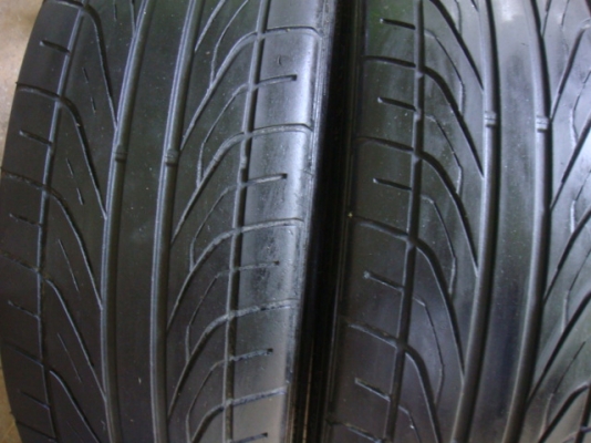 Dunlop Direzza  215/45/17  ปี 12