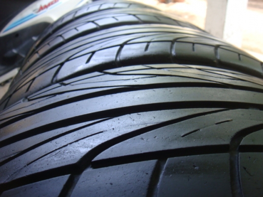 Dunlop Direzza  215/45/17  ปี 12