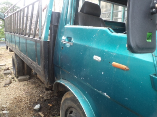 ขาย ISUZU TL 100 แรงม้า ทะเบียนขาด2 ปี ราคา 125000