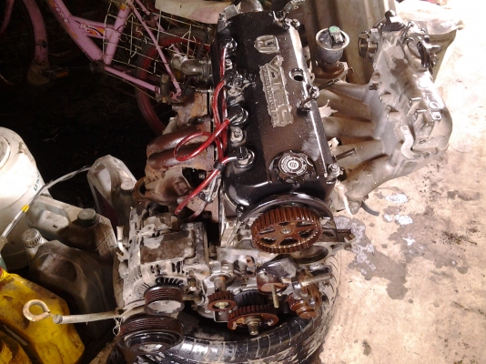 ขายเครื้องยนต์ฮอนด้า  วีเทค 2300 รุ้นงูเห้าเก่านอกยังไม่ใด้ใช้งาน