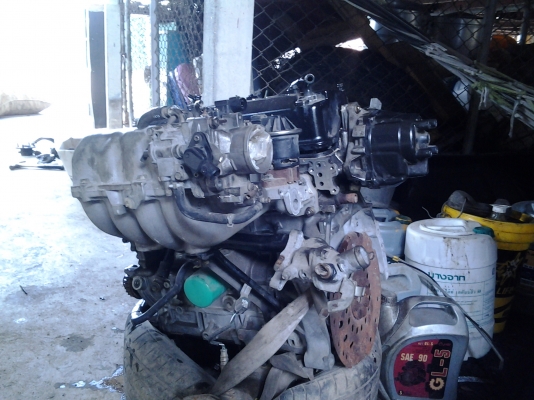 ขายเครื้องยนต์ฮอนด้า  วีเทค 2300 รุ้นงูเห้าเก่านอกยังไม่ใด้ใช้งาน