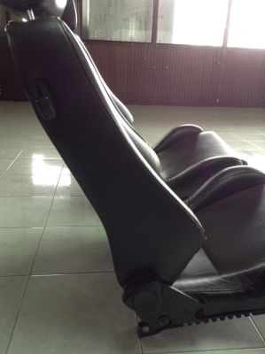 เบาะRECAROแท้ ใส่มิตซูสตาด้าแคปได้เลย!!เพราะแปลงมาแล้ว  ถ้าใส่รุนอื่นก็แปลงนิดหน่อย  ขายไม่แฟง