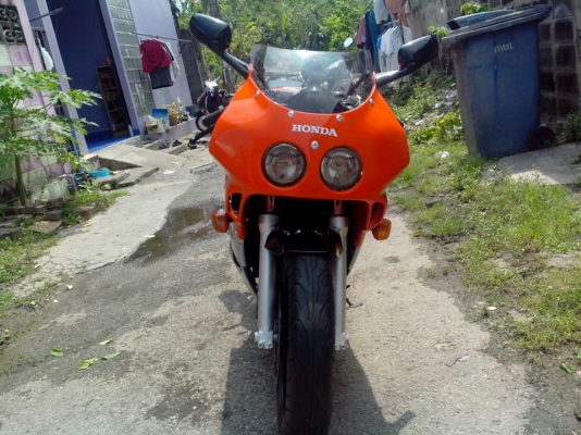 ขาย สี่สูบ ทะเบียนแท้  กทม (มีคริปคับ)