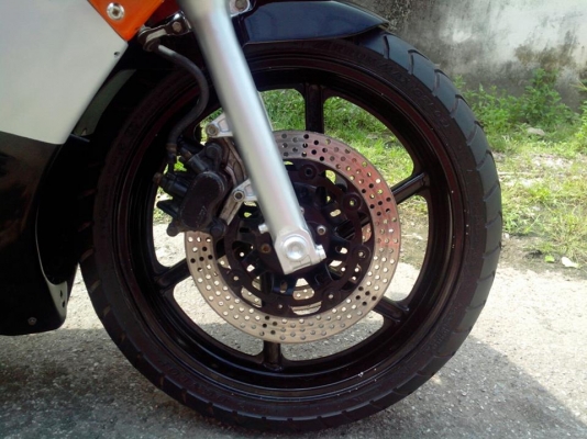 ขาย สี่สูบ ทะเบียนแท้  กทม (มีคริปคับ)