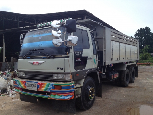 ขายHINO3H เครื่องเดิม เกียร์เดิม รถสภาพสวยเดิม แอร์เย็น เครื่องดี ขับดีมาก ขายHINO3H เครื่องเดิม เกียร์เดิม รถสภาพสวยเดิม แอร์เย็น เครื่องดี ขับดีมาก