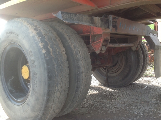 ลูกพ่วงดั้ม 6เมตร อู่สหกิจ สามคานยัด ขาย 430000- ยางสวย สภาพพร้อมใช้ ราคาต่อรองได้ติดต่อคุณไก่0861237456