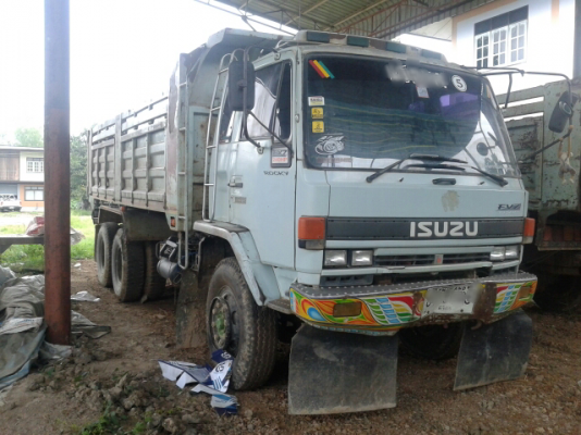 ขายรถบรรทุกสิบล้อดั๊มพ์ Isuzu 195 นางฟ้าแท้ๆ ด.เหล็ก เครื่องเดิม เกียร์เดิม ทะเบียนพร้อม