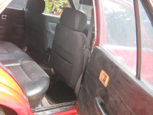 โตโยต้า เครื่อง3Tหัวฉีดติดแก๊สขับดี แนวคลาสสิคสีสวย แอร์เย็น 25000