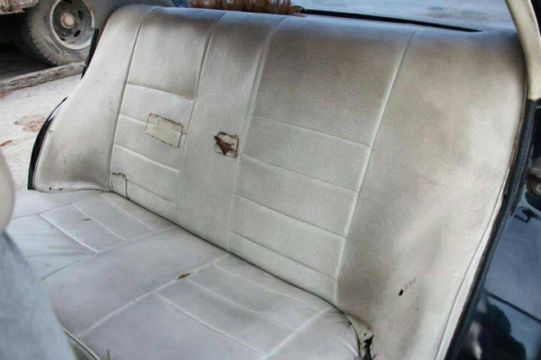 ขายรถเก๋งราคามอไซค์ toyota RT100 เล่มทะเบียนครบพร้อมโอน