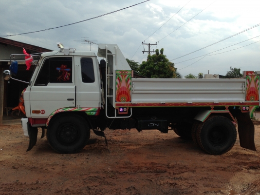 ขายรถดัมพ์ nissan รุ่น CLG87DHSB เลขเครื่อง FE6-048829B