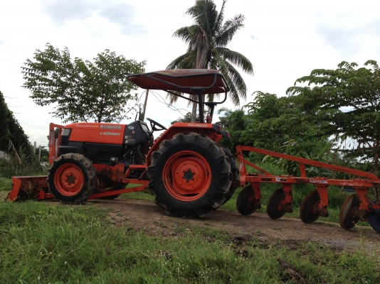 ขาย4508 DI สวย สีเดิมๆ พร้อมผาน 6*22 ตราช้าง ครับ ขาย4508 DI สวย สีเดิมๆ พร้อมผาน 6*22 ตราช้าง ครับ