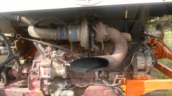 แพคคู่!! รถสิบล้อ HINO F17 (2 เพลา) +++ รถเกี่ยวข้าวศักพัฒนา KM49 อีซูซุ 235 เทอร์โบ