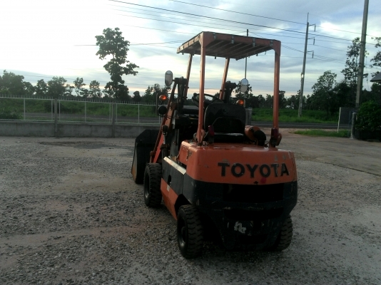 ขายรถตักเอนกประสงค์ toyota 2sg10-10896 ขายรถตักเอนกประสงค์ toyota 2sg10-10896