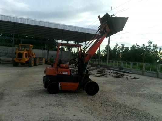 ขายรถตักเอนกประสงค์ toyota 2sg10-10896