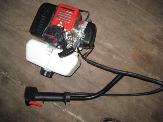 ขายเครื่องตัดหญ้าไม่มีหางของใหม่ประมาณ 3.5แรง 1,500