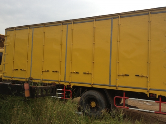 ขายด่วนตู้ 6 บาน ยาว 7เมตร