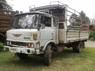 ขายรถ6ล้อ HINO 130แรง รุ่นใหญ่ KL 340 กะบะเหล็กยาว 5เมตร ขายรถ6ล้อ HINO 130แรง รุ่นใหญ่ KL 340 กะบะเหล็กยาว 5เมตร