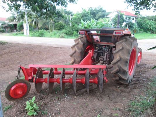 ขายรถไถคูโบต้าL1-R28 4WD 4สูบ พวงมาลัยพาวเวอร์ ถูกๆ!!!