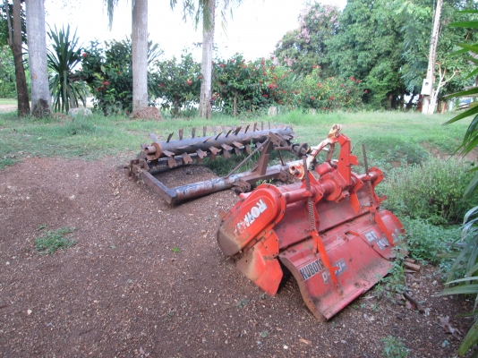 ขายรถไถคูโบต้าL1-R28 4WD 4สูบ พวงมาลัยพาวเวอร์ ถูกๆ!!!