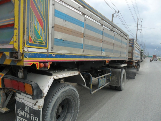 Hino Mega 260 แรง แก๊ส 6 ปี 47-48 ยางก็ดีทุกเส้น เครื่องก็ดี คัสซีก็สวยทั้งเส้นพร้อมใช้งานได้เลยครับ