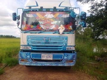 HINO PROFIA สิบล้อ 2 เพลา บรรทุกรถเกี่ยวงามมากๆครับ (ทีมงานรถคุณภาพ)