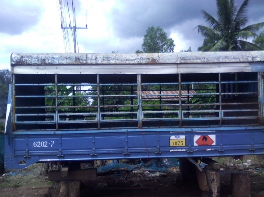 พื้นกะบะพร้อมหลังคาโดยสาร  รุ่น 100 ks  สภาพดีสาวๆๆ