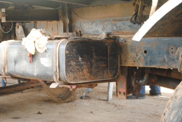 ขายรถหกล้อ 195 หัวฟูโซ่ ทำสีใหม่