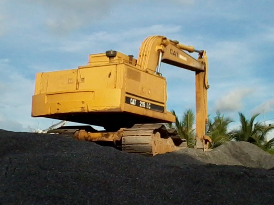 ขายcat215lcพร้อมใช้ 590,000