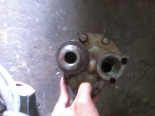 ขายปั้มปั่นเข้าออก4ทาง ปั่นเครน วินส์พร้อมกันได้ครับ สภาพดีครับ